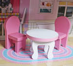 Das Puppenhaus aus Holz